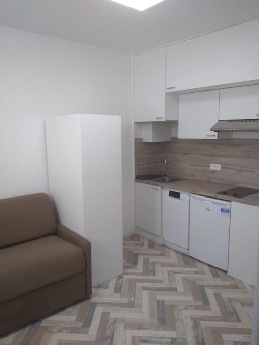 Tres Joli Petit Studio Aux Portes Paris Ivry-sur-Seine Buitenkant foto
